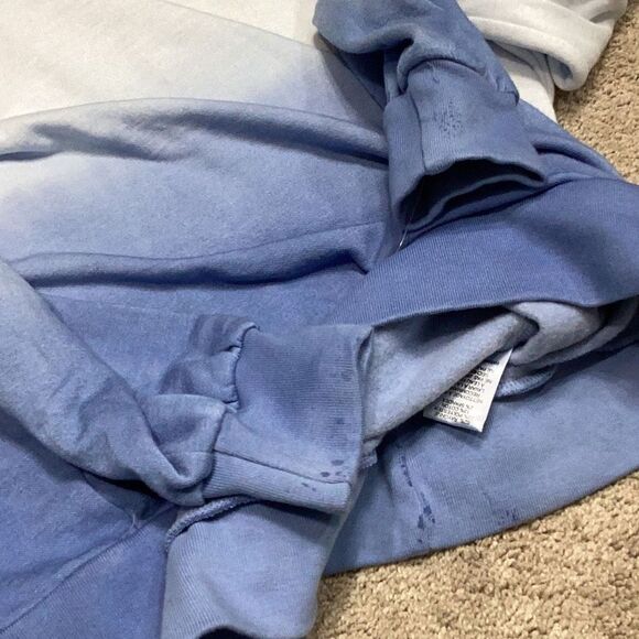 New. Lauren Moshi oversized blue ombré sweatshirt. Retails $128. XS - Picture 9 of 9